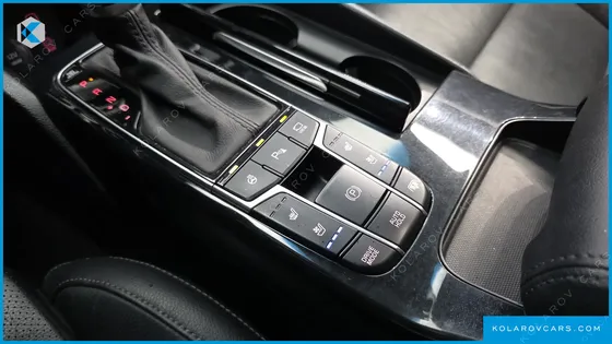KIA K7 3.0 LPI PRESTIGE (RENTAL CAR)