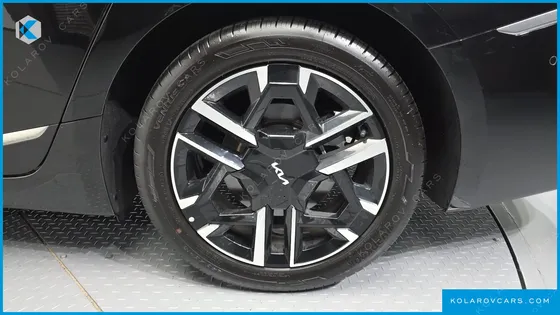 KIA K8 2.5 GASOLINE 2WD