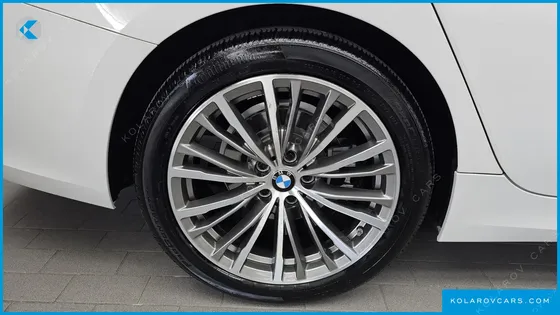BMW 3 SERIES 320I LUXURY