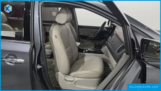 KIA CARNIVAL 9-SEATER PRESTIGE