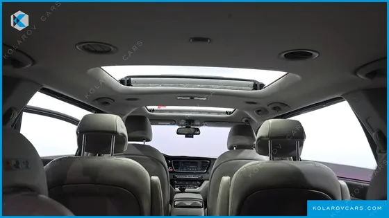 KIA CARNIVAL 9-SEATER PRESTIGE