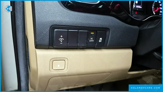 KIA CARNIVAL 9-SEATER PRESTIGE