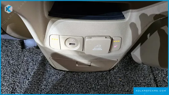 KIA CARNIVAL 9-SEATER PRESTIGE