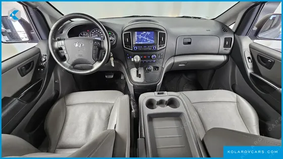 HYUNDAI STAREX 4WD WAGON 12-SEATER