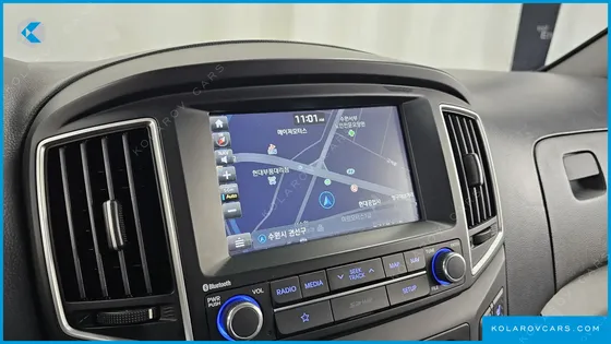 HYUNDAI STAREX 4WD WAGON 12-SEATER