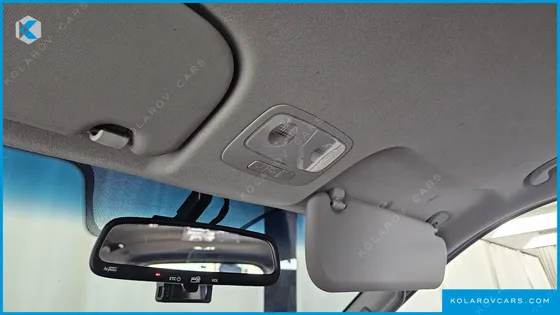 HYUNDAI STAREX 4WD WAGON 12-SEATER
