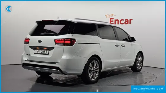 KIA CARNIVAL 9-SEATER PRESTIGE