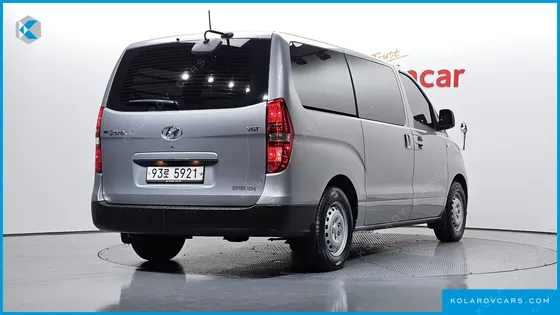 HYUNDAI STAREX VAN 3-SEATER