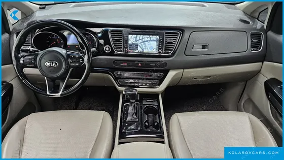 KIA CARNIVAL 9-SEATER PRESTIGE