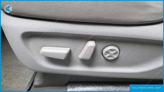 KIA CARNIVAL 9-SEATER PRESTIGE