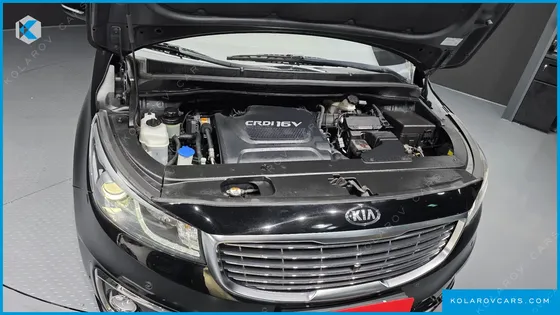 KIA CARNIVAL 9-SEATER HI-LIMOUSINE