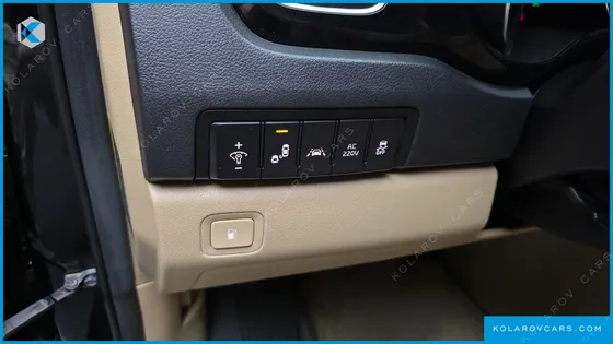 KIA CARNIVAL 9-SEATER HI-LIMOUSINE