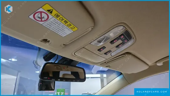 KIA CARNIVAL 9-SEATER HI-LIMOUSINE