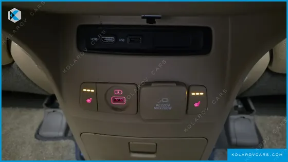 KIA CARNIVAL 9-SEATER HI-LIMOUSINE
