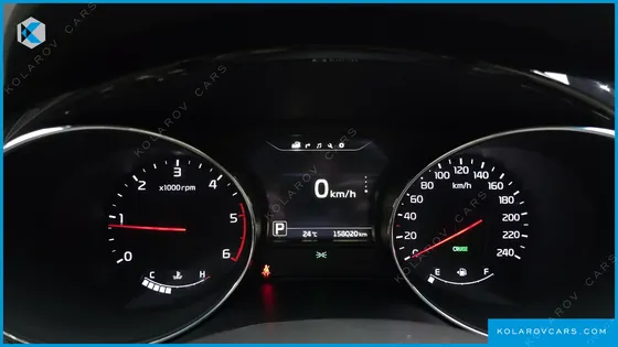 KIA CARNIVAL 9-SEATER NOBLESSE