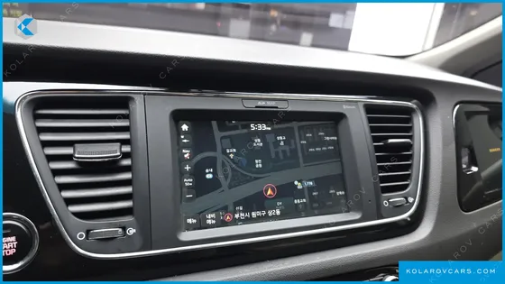 KIA CARNIVAL 9-SEATER NOBLESSE