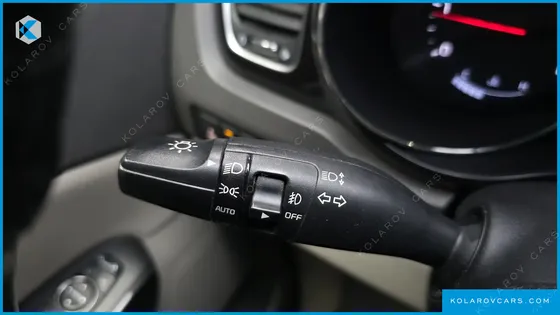 KIA CARNIVAL 9-SEATER NOBLESSE