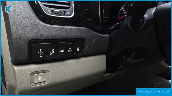 KIA CARNIVAL 9-SEATER NOBLESSE