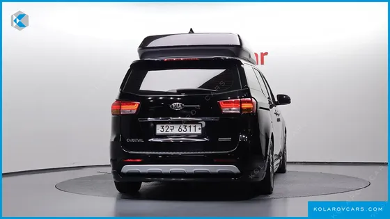 KIA CARNIVAL 9-SEATER HI-LIMOUSINE