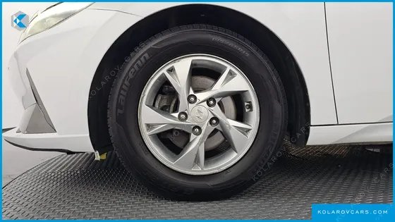 HYUNDAI ELANTRA (AVANTE) 1.6