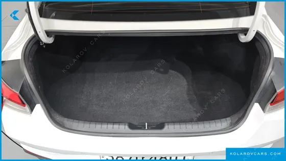 HYUNDAI ELANTRA (AVANTE) 1.6