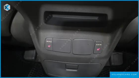 KIA CARNIVAL 11-SEATER PRESTIGE