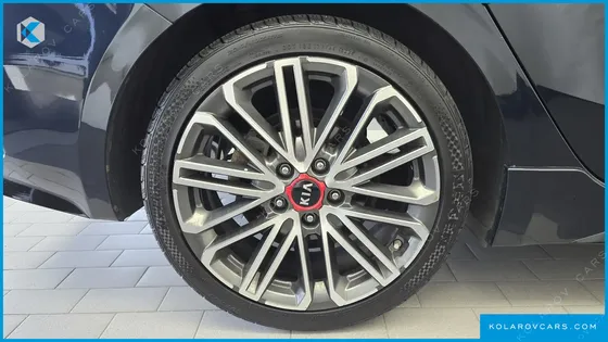 KIA K3 5DOOR GT PLUS