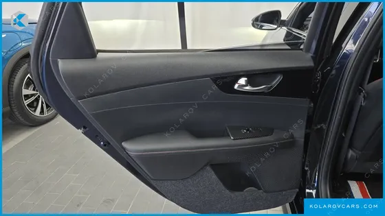 KIA K3 5DOOR GT PLUS
