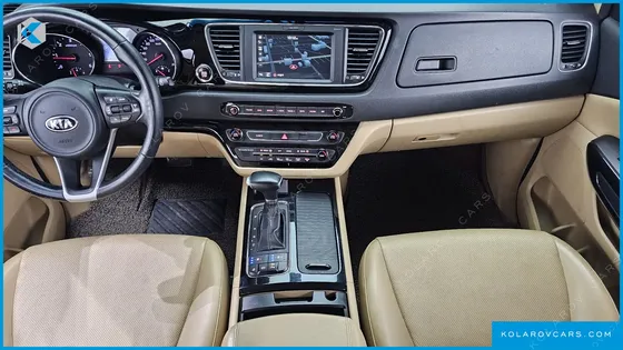 KIA CARNIVAL 9-SEATER PRESTIGE