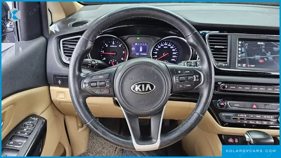 KIA CARNIVAL 9-SEATER PRESTIGE