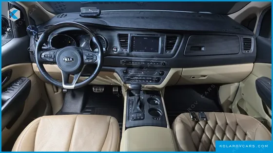 KIA CARNIVAL GASOLINE 9-SEATER HI-LIMOUSINE