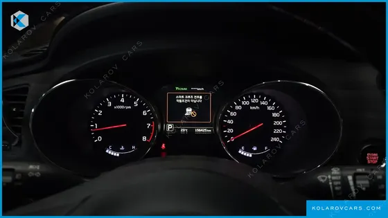 KIA CARNIVAL GASOLINE 9-SEATER HI-LIMOUSINE