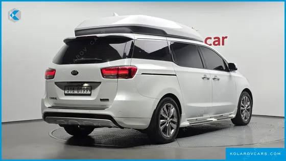 KIA CARNIVAL 9-SEATER HI-LIMOUSINE