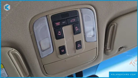 KIA CARNIVAL 9-SEATER HI-LIMOUSINE
