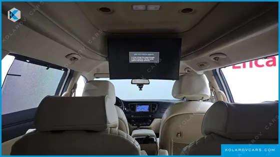 KIA CARNIVAL 9-SEATER HI-LIMOUSINE