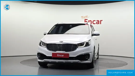 KIA CARNIVAL 9-SEATER LUXURY