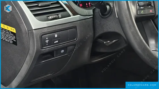 HYUNDAI GENESIS G330 MODERN