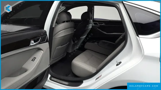 HYUNDAI GENESIS G330 PREMIUM AWD