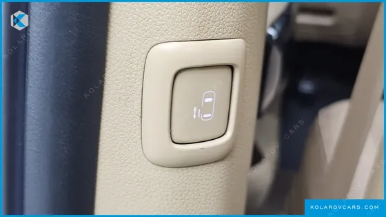 KIA CARNIVAL 9-SEATER PRESTIGE