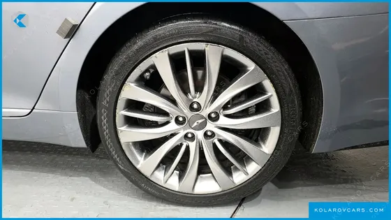 HYUNDAI GENESIS G330 PREMIUM AWD