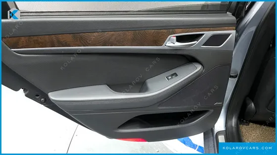 HYUNDAI GENESIS G330 PREMIUM AWD