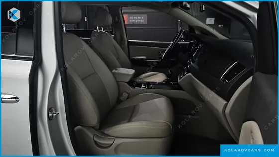 KIA CARNIVAL 11-SEATER PRESTIGE