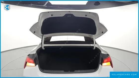 HYUNDAI ELANTRA (AVANTE) 1.6