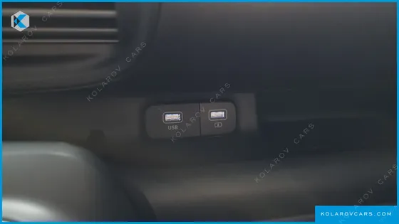 HYUNDAI CASPER THE ESSENTIAL LIGHT