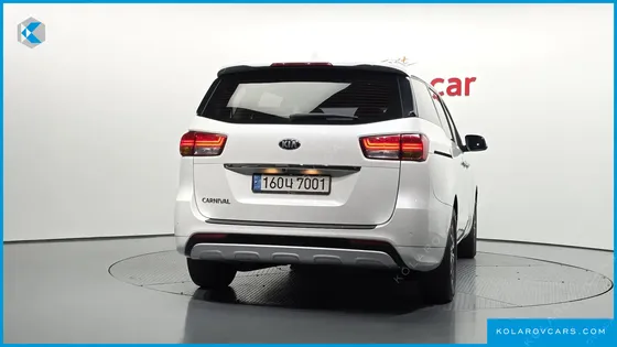 KIA CARNIVAL 9-SEATER LUXURY