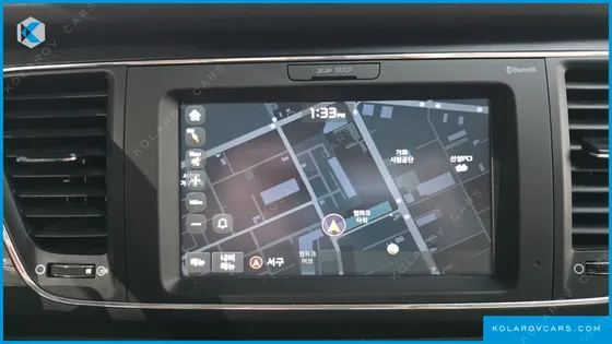 KIA CARNIVAL 9-SEATER LUXURY