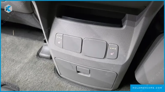 KIA CARNIVAL 9-SEATER LUXURY