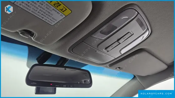 KIA CARNIVAL 11-SEATER LUXURY