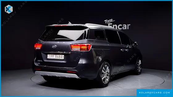 KIA CARNIVAL 9-SEATER NOBLESSE SPECIAL