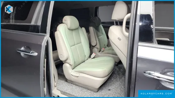 KIA CARNIVAL 9-SEATER NOBLESSE SPECIAL